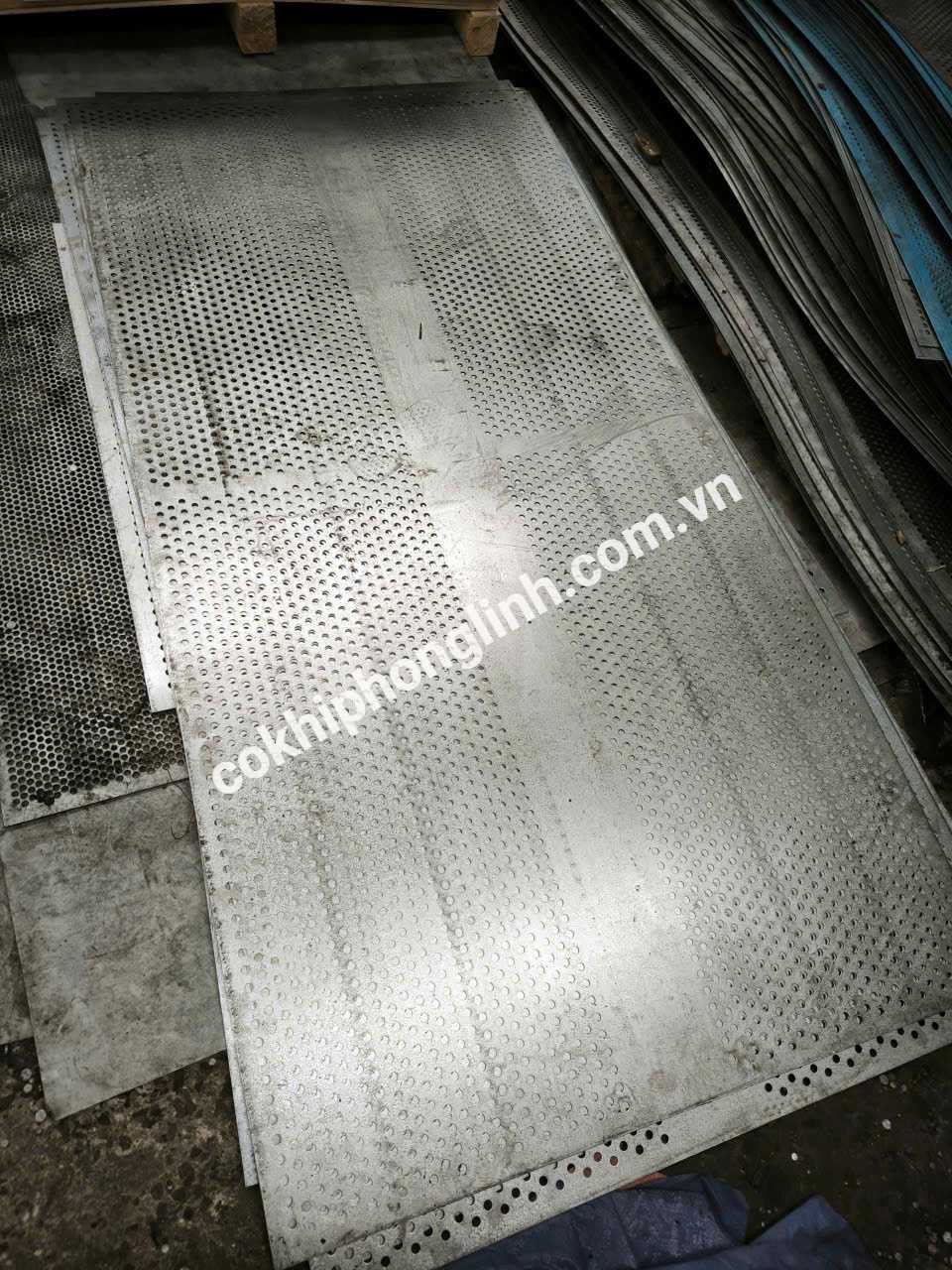 Lưới Inox Đột Lỗ - Ảnh 4