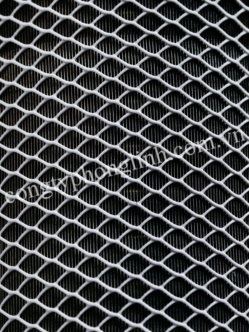 Lưới lọc inox 304 chất lượng cao với mắt lưới đồng đều, chống gỉ sét, phù hợp cho lọc nước, thực phẩm và hóa chất.