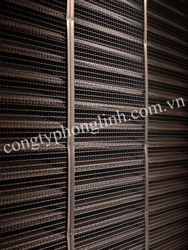 Sản phẩm lưới lọc inox bền chắc, bề mặt sáng bóng, tuổi thọ cao, đáp ứng tiêu chuẩn kỹ thuật cho nhiều ngành công nghiệp.